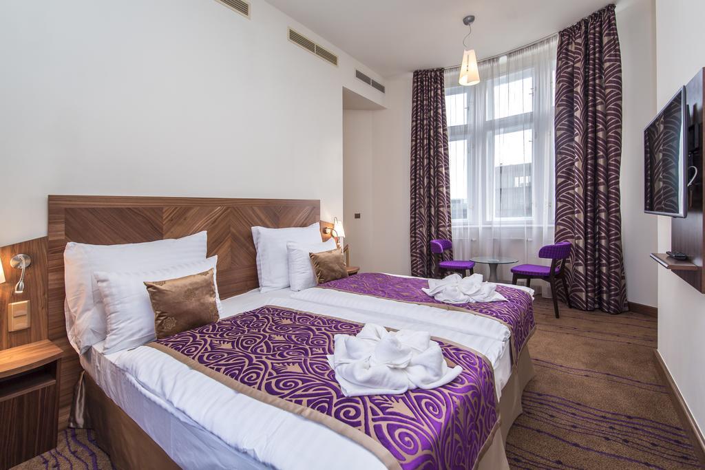 Merchants Crown Suites And Spa براغ المظهر الخارجي الصورة